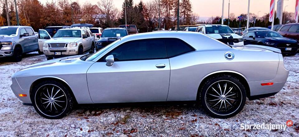 Dodge Challenger 5.7 V8 Hemi R/T Plus. Alu 22 cale. Kalifornia.