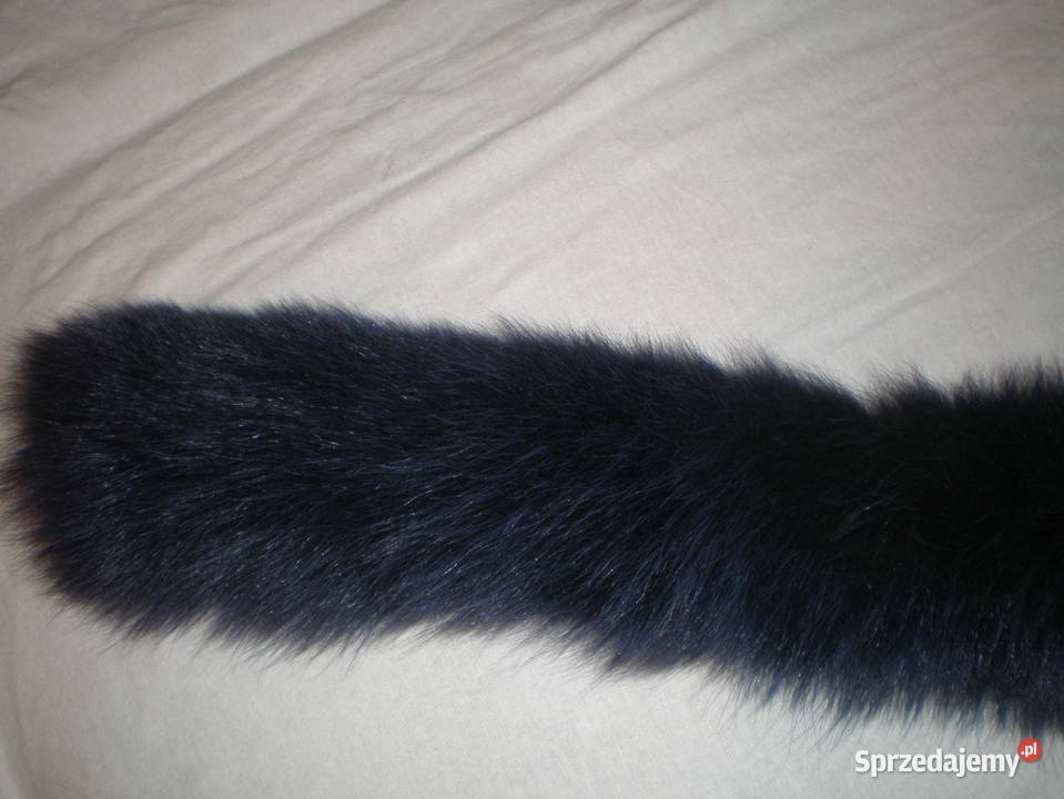 Sprzedam kołnierz w kolorze granatowym do kurtki śląskie Piekary Śląskie