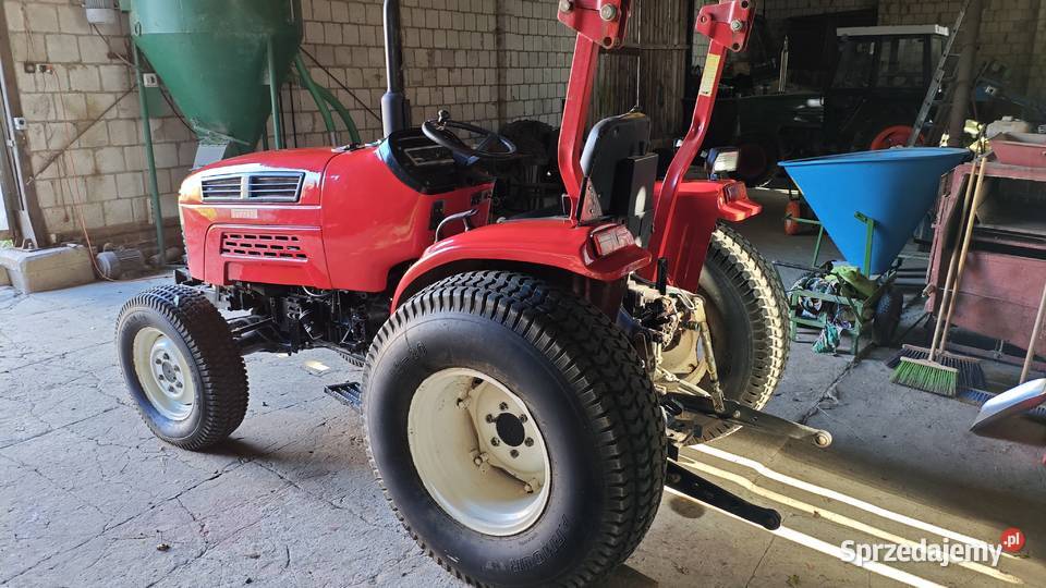 Traktor Ferrari 304 Jaroszewice