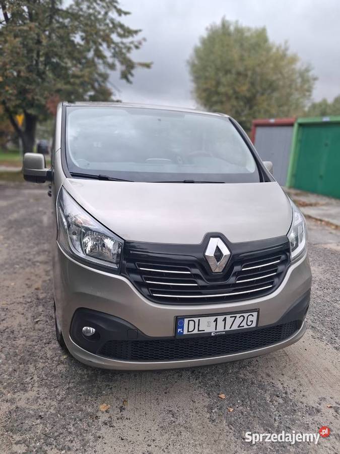 Renault Trafic 16D 126 krajowy 9 osobowy long 229000km Katowice