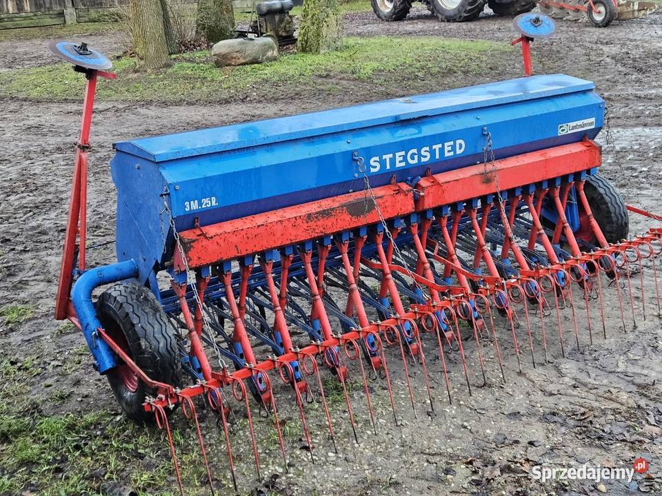 Siewnik stegsted 3m25 nieuszkodzony Szołtany