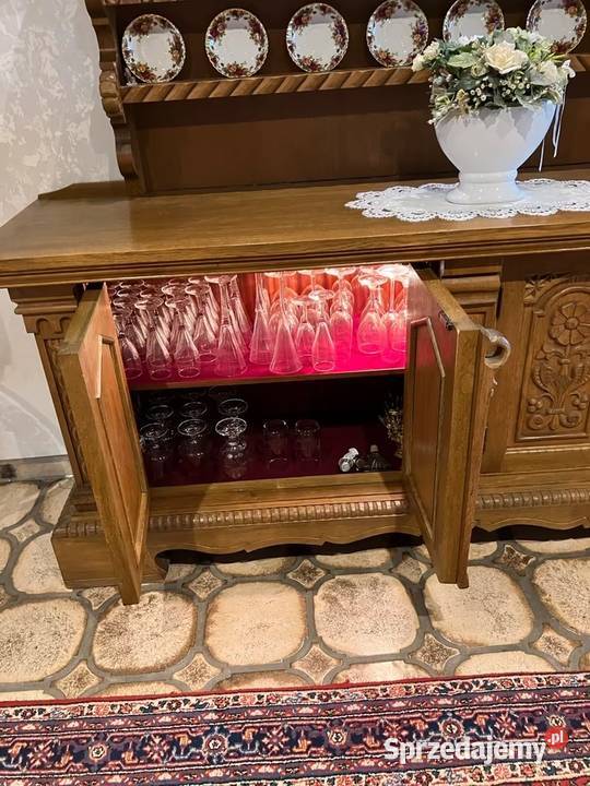 Szafa dębowa rzeźbiona kredens dębowy Pozostałe Sypniewo