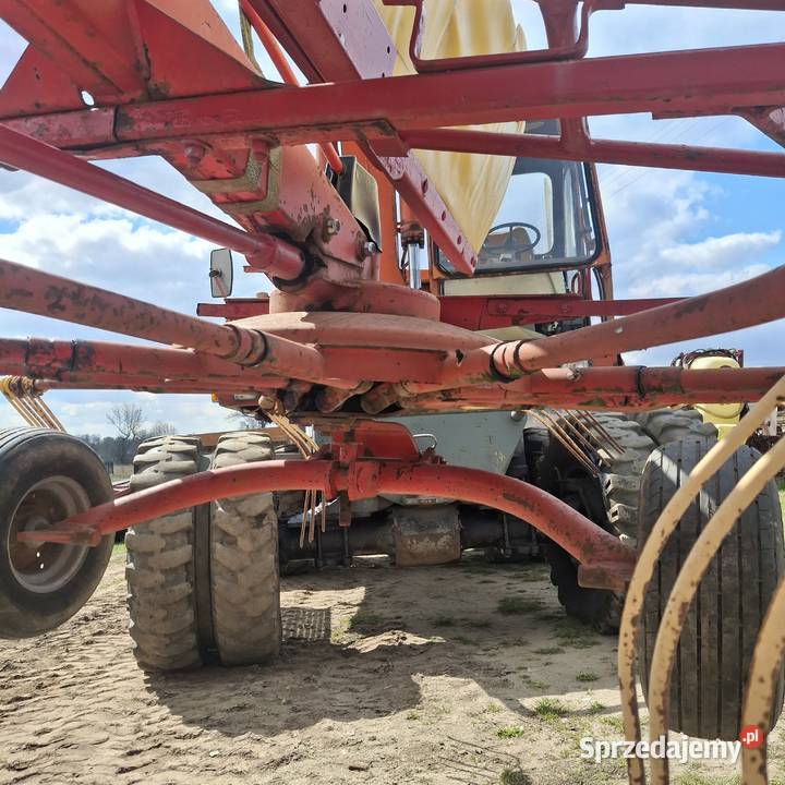 Zgrabiarka karuzelowa Radoszyce