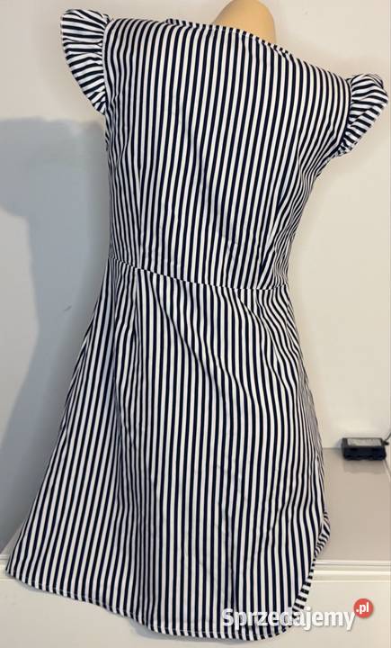 Sukienka w paski Pruszków