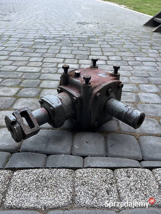 przekładnia skrzynia czarna białostocka