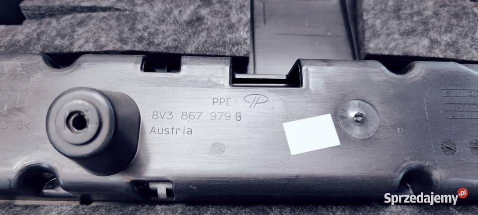 TAPICERKA KLAPY TYŁ AUDI A3 8V 8V3867979G Części samochodowe Przystajń