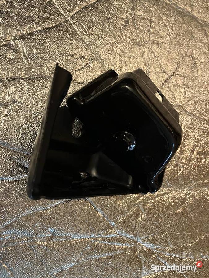 Uchwyty mocujące pas przedni góra dół VW T5 19 Nowy Sącz