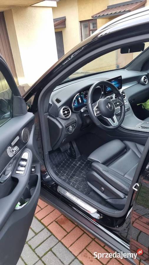 MercedesBenz GLC 300 4Matic 9GTRONIC Rok produkcji 2022 Ząbki