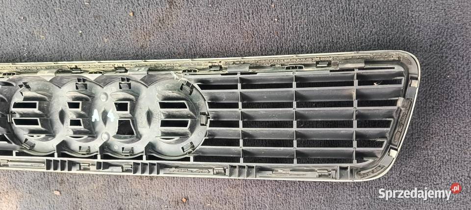Grill 8D0 853 651 J Audi A4 B5 a4 osobowe