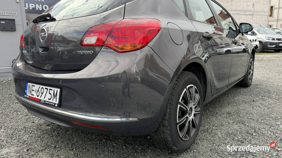 Opel Astra Benzyna Moc 140 Zarejestrowany Rok produkcji 2012 Elbląg