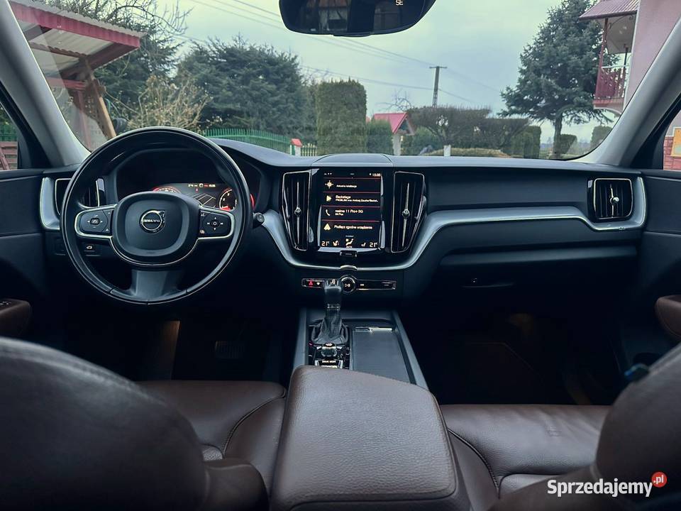 VOLVO XC60 T6 310 AWD Róża