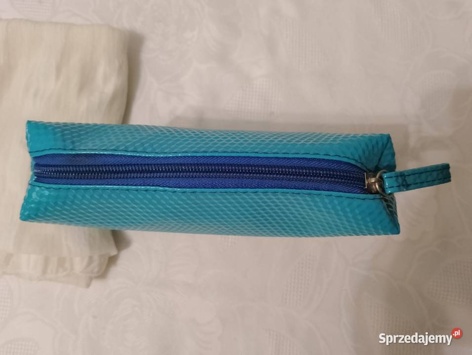 KOSMETYCZKA turkusowa Collistar z fakturą na Kosmetyczki i kuferki Oborniki