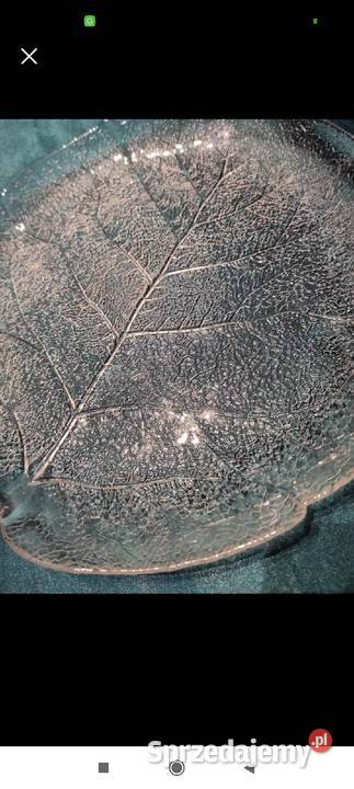 SZKLANA PATERA Z MOTYWEM LIŚCIA