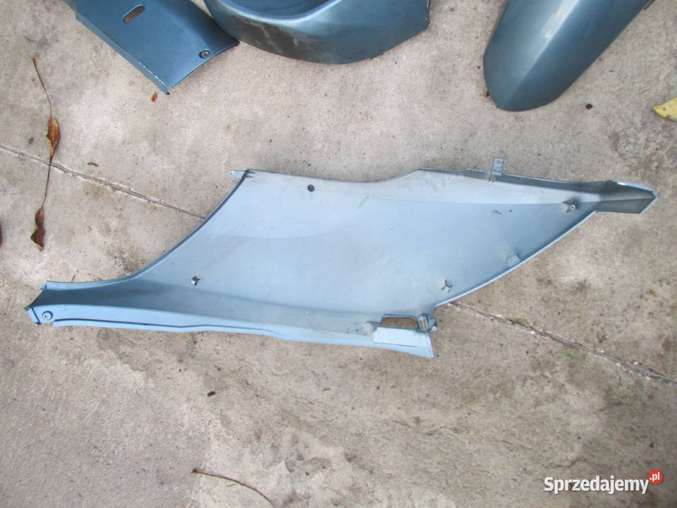 Lewy boczek plastik tył Honda Pantheon 125 04r sprzedam