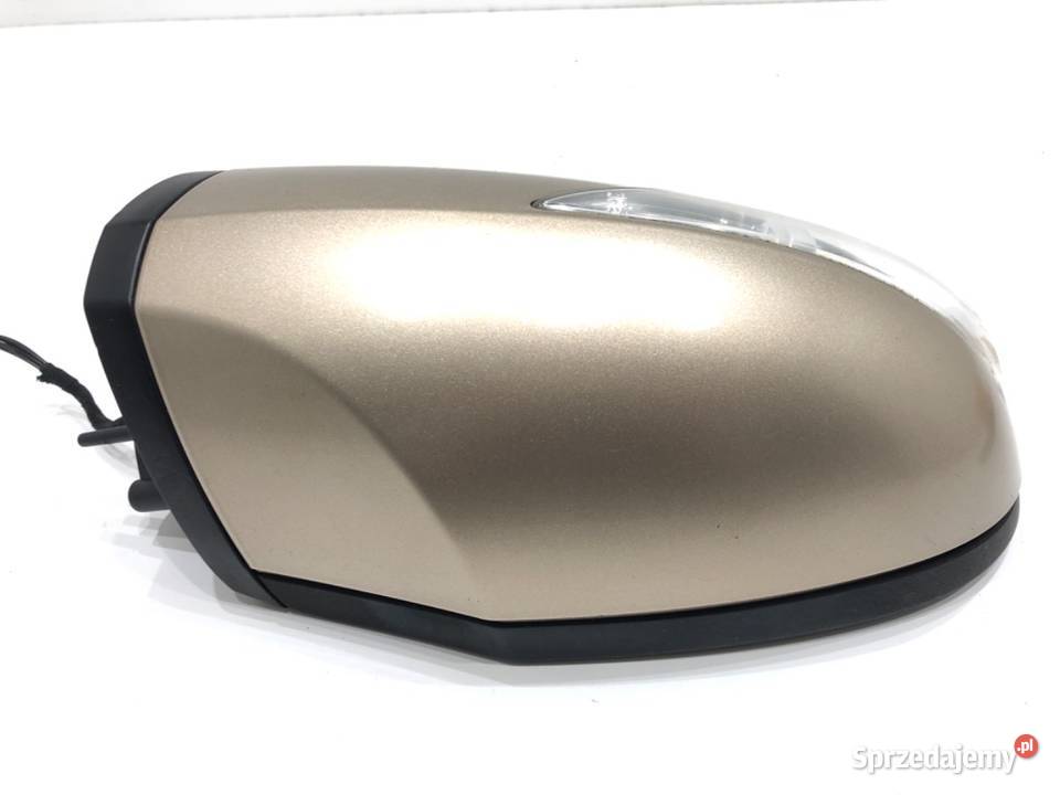 LUSTERKO PRAWY MERCEDES W245 Hatchback 0511