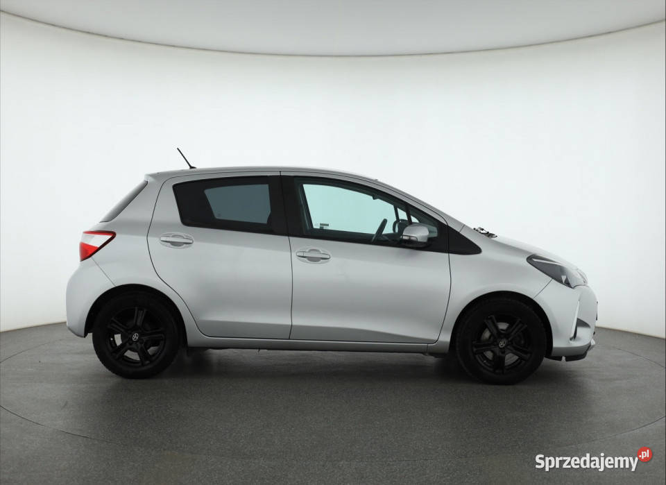 Toyota Yaris 15 Dual VVTi poduszka powietrzna