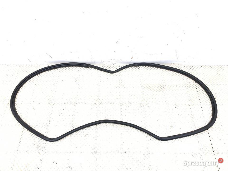 USZCZELKA DRZWI TYŁ PRAWA TOYOTA RAV 4 IV SUV Części samochodowe podkarpackie