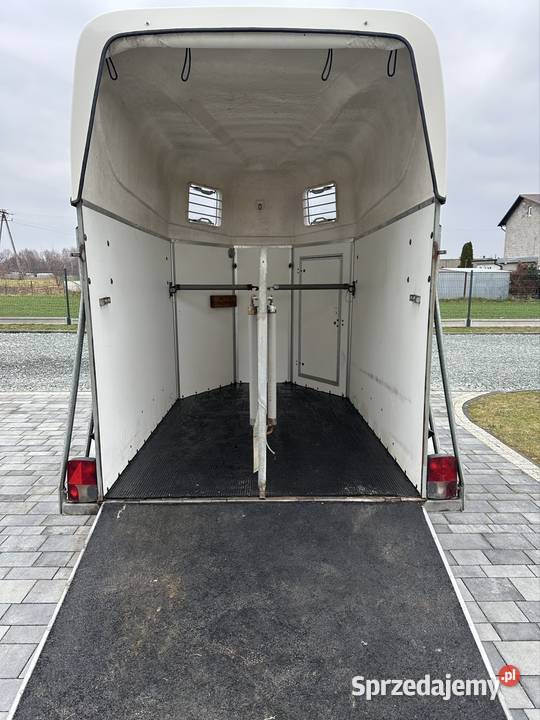 Przyczepa do przewozu 2 koni dmc 1300 kat B Mokra