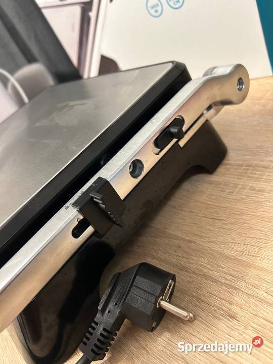 Grill elektryczny sprzedam