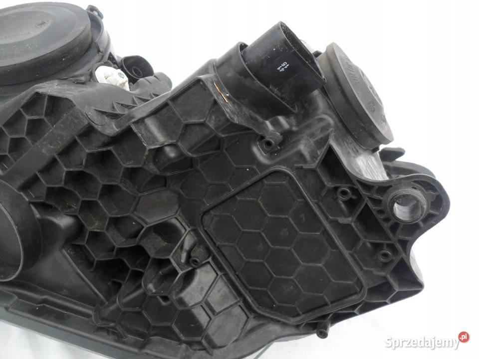 Skoda Octavia III 5E BI XENON Reflektor prawy Nowy Tomyśl