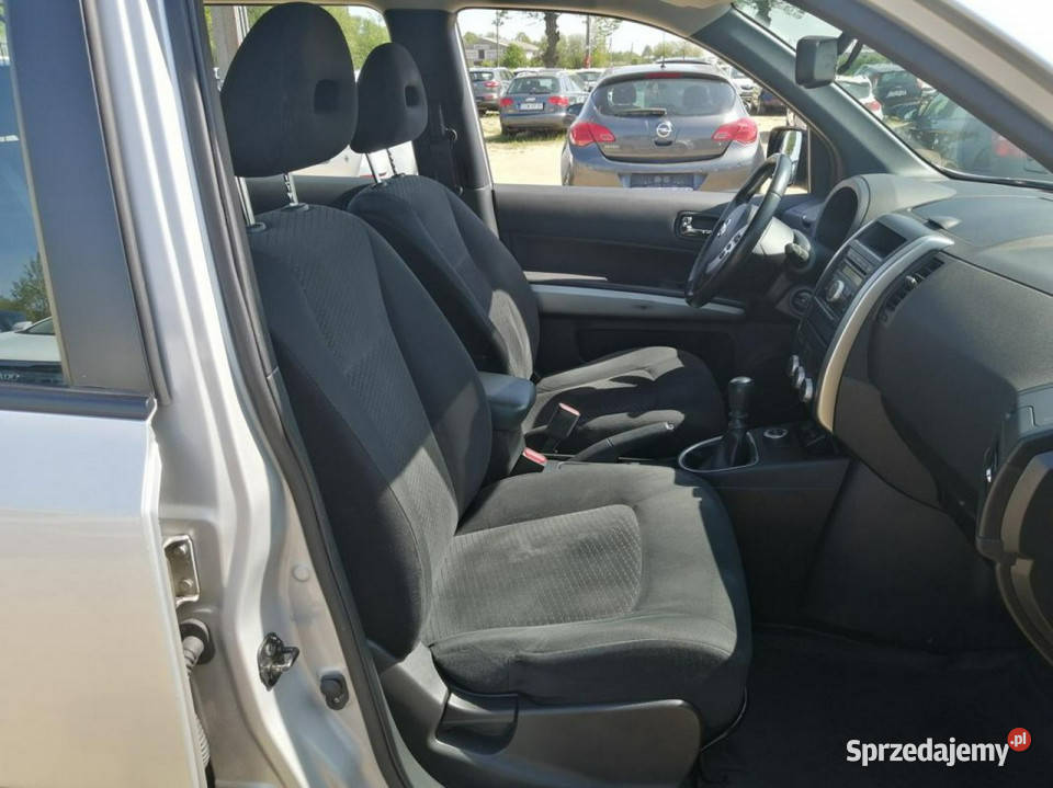 Nissan XTrail 20 150 klima 4x4 elektryka hak II elektryczne lusterka Strzegom sprzedam