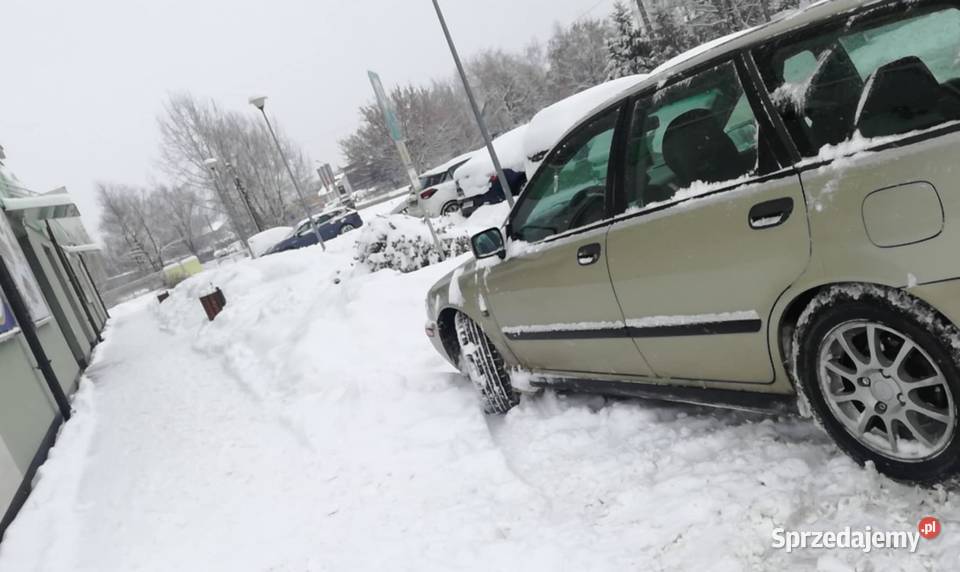 Volvo V40 18 benzyna 2001r Rzeszów