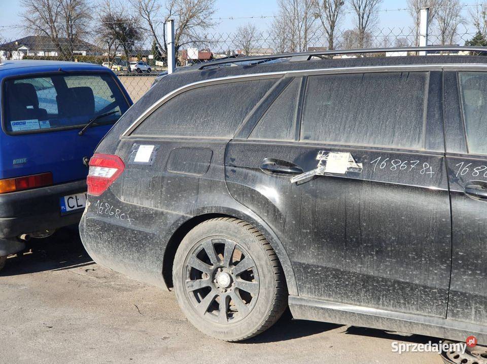 ĆWIARTKA BŁOTNIK PRAWY TYŁ MERCEDES EKLASA W212 kujawsko-pomorskie Lipno