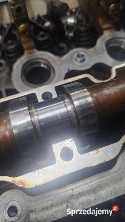 BMW E90 E60 25 B N52B25AF 218 głowica 7552551 Głowice cylindrów sprzedam