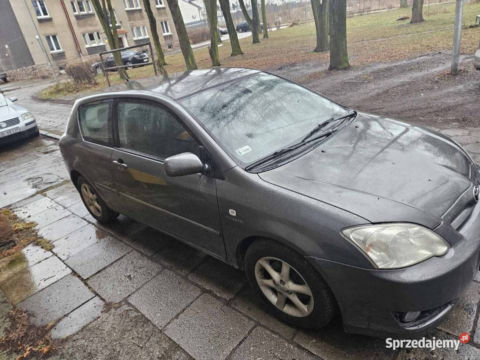 Toyota Corolla 2003 hak Wałbrzych