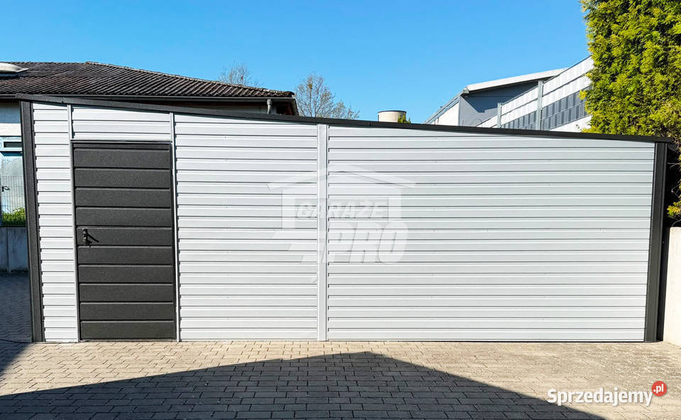Garaz blaszany 7x6 m 2x brama uchylna drzwi dach Chełm