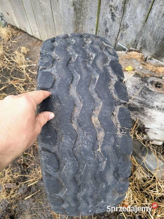 Opona 10 75 153 Sitno