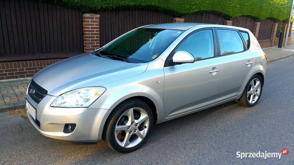 Kia Ceed 14 benz Ladny Zadbany Garażowany Rok produkcji 2008 Szczecin sprzedam