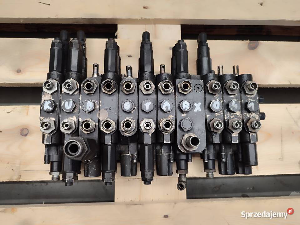 Rozdzielacz hydrauliczny RG13861131 RG13861131 wielkopolskie Wilkowo
