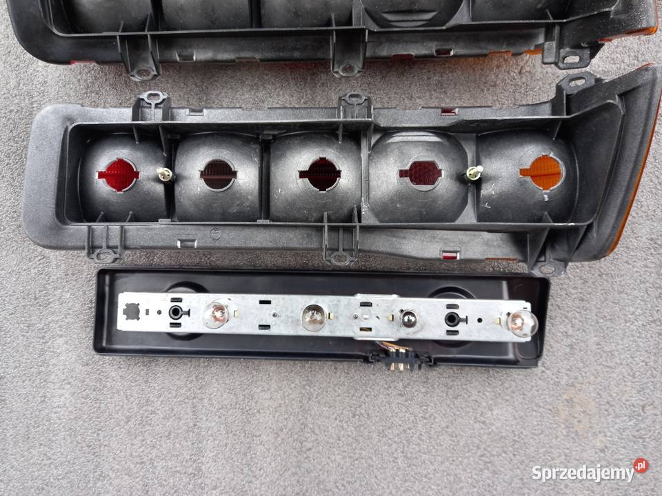 Mercedes W 123 Tylna lampa lewa prawa wielkopolskie