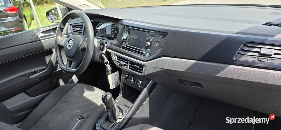 Volkswagen polo 10 mpi lekko uszkodzony Wadowice