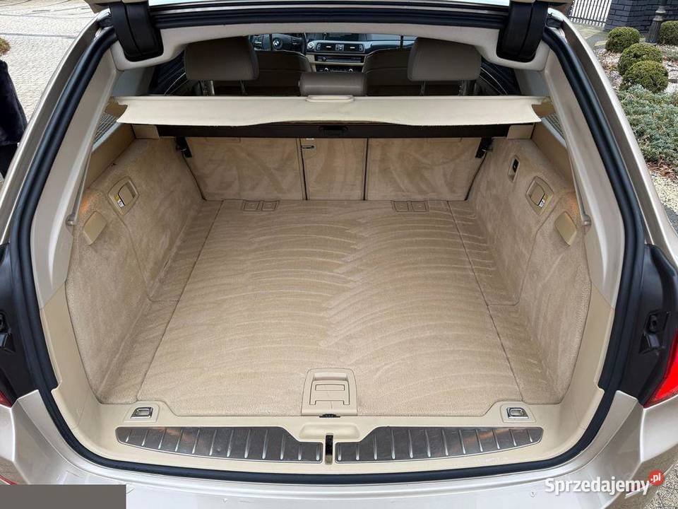 BMW Seria 5 530d Modern Line 258 2012r