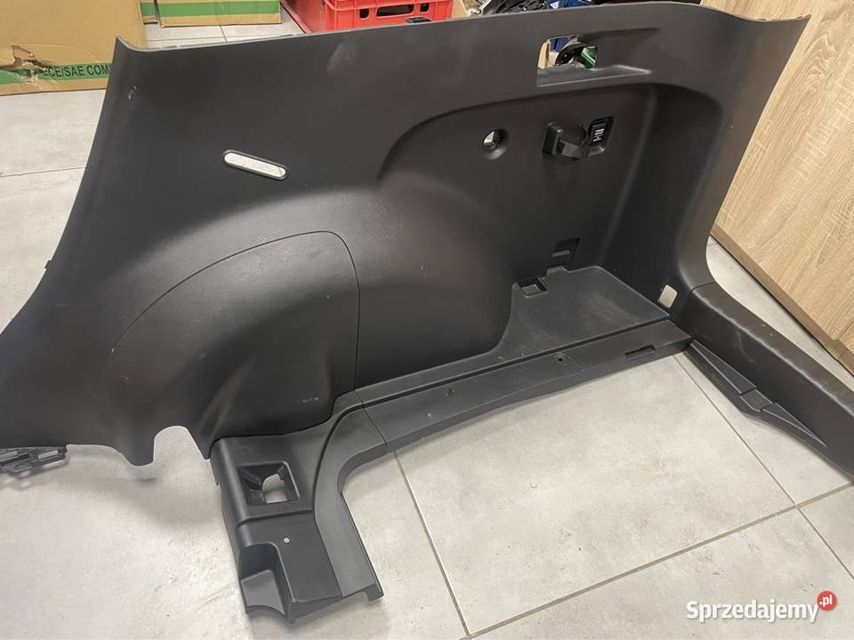 Honda Crv IV tapicerka bagażnika boczek Rok produkcji 2014