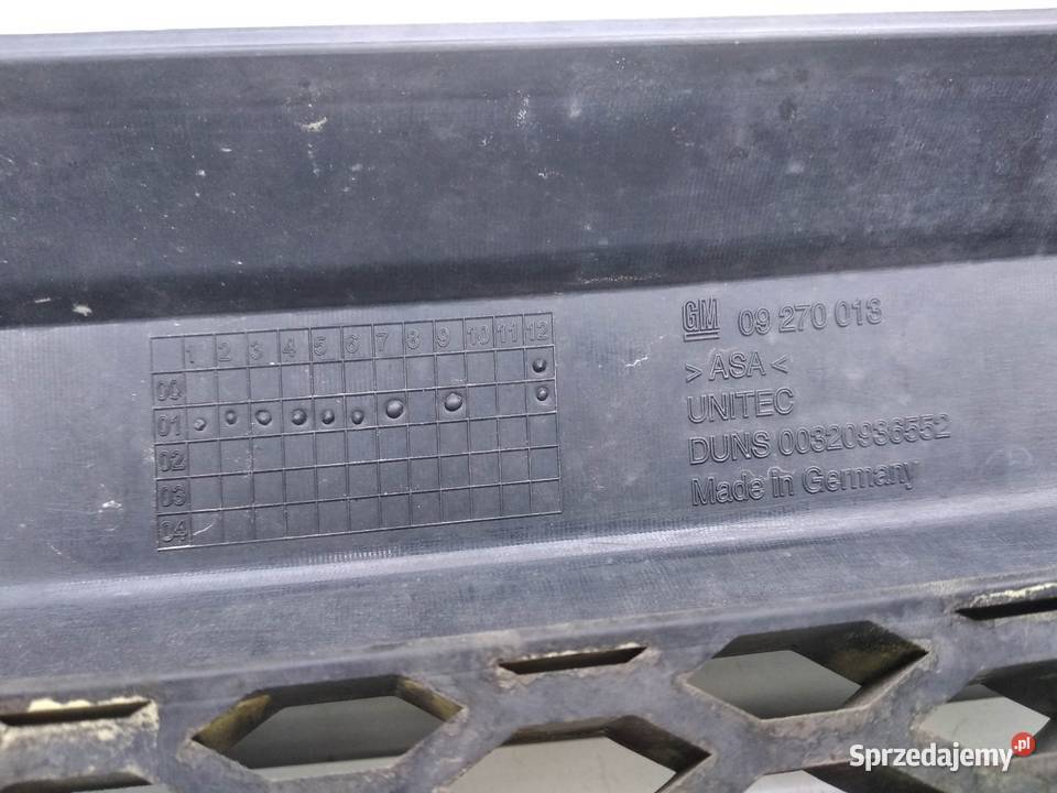 Opel Vectra B LIFT FL grill atrapa przednia osobowe Atrapy Sieradz