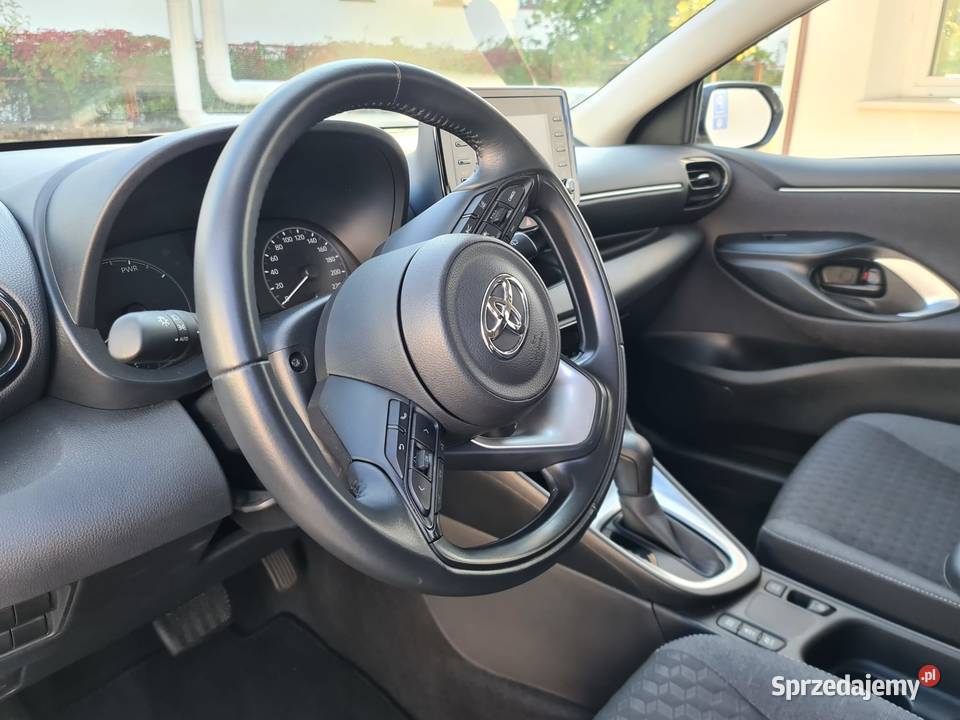 Toyota Yaris Hybryda 2023 r Automat 28600 Zgorzelec