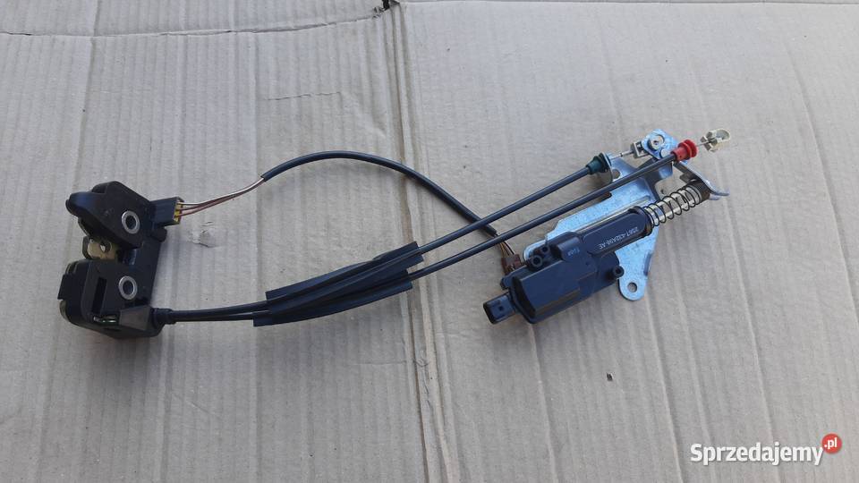 zamek siłownik zamka klapy ford fiesta mk5 Dębno