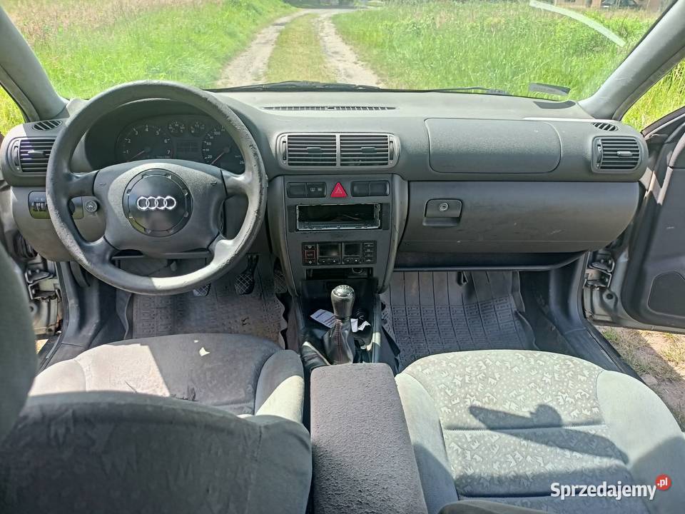Na Części Audi A3 8L 18 AGN LYZM x2 osobowe