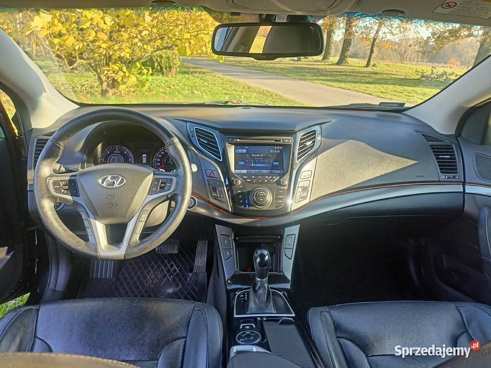 Hyundai I40 2012r 17 CRDI 136 PREMIUM nieuszkodzony Paniówki sprzedam