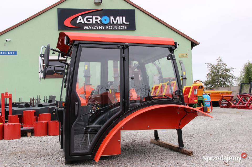 Kabina ciągnikowa do ciągnika MTZ 80 82 kabiny z Rogóźno