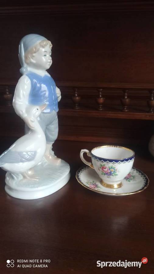 Figurka chłopca z gąską
Nils Holgersson Garden Porcelana i szkło Gdańsk