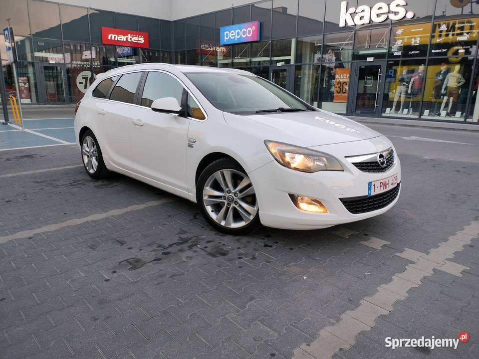 Opel Astra J OPC Line Cała w oryginale2011
