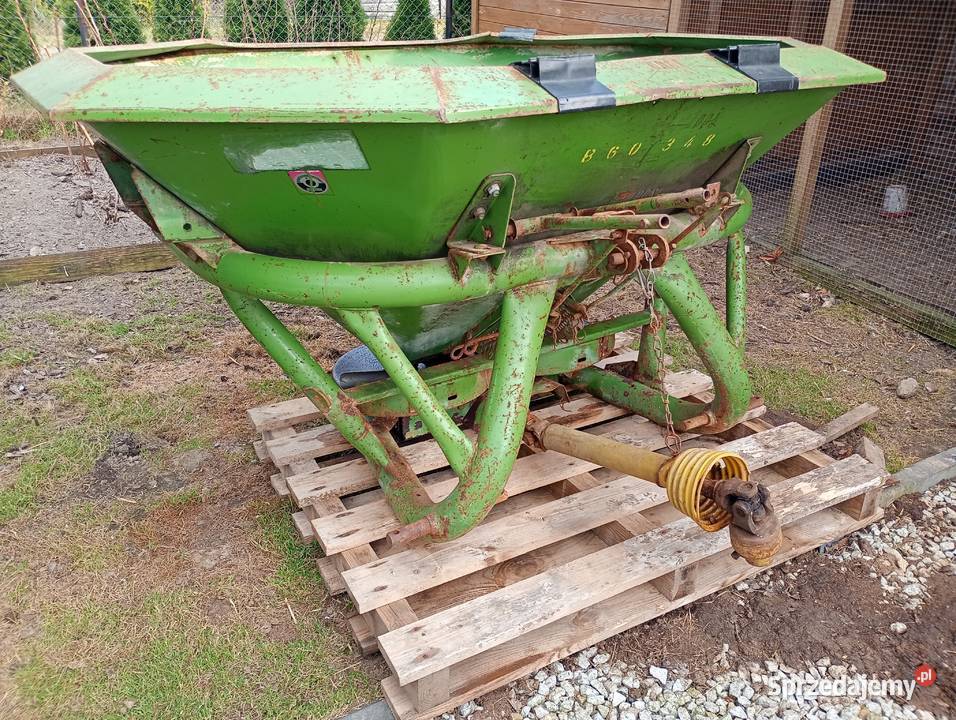 Rozsiewacz nawozów Amazone Amazone Domisław