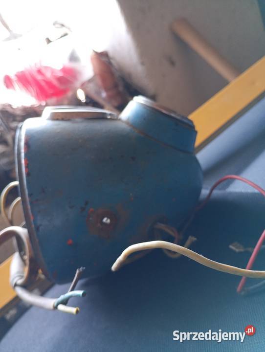 Wsk lampa z małym kominkiem Kańczuga