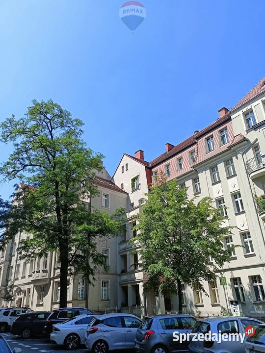 Samodzielne poddasze z projektem na 4 mieszkania 183m2 sprzedam