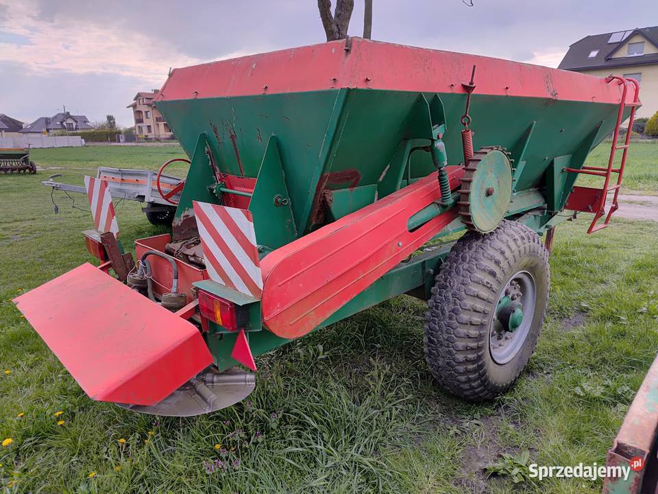 Rozsiewacz wapna rcw5 5t śląskie Zabrze