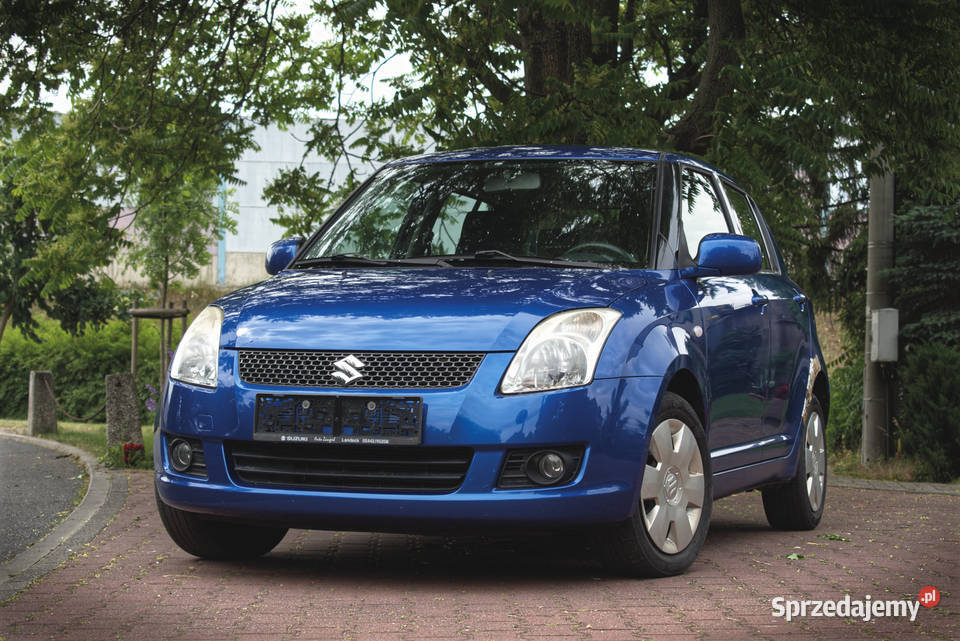 Suzuki Swift 13 GL Deluxe 4WD 2010 Poznań